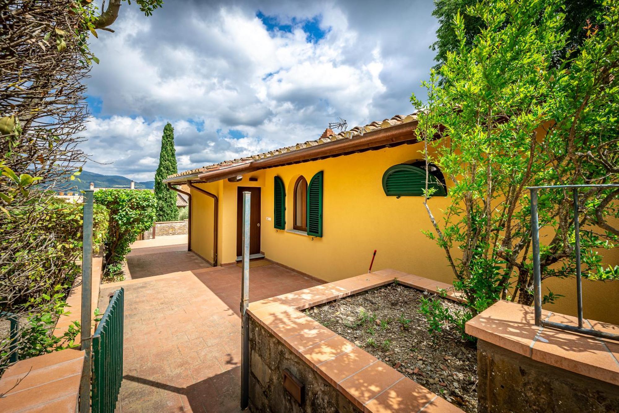 Yid Cozy House In Fiesole With Jacuzzi Apartment Bagian luar foto