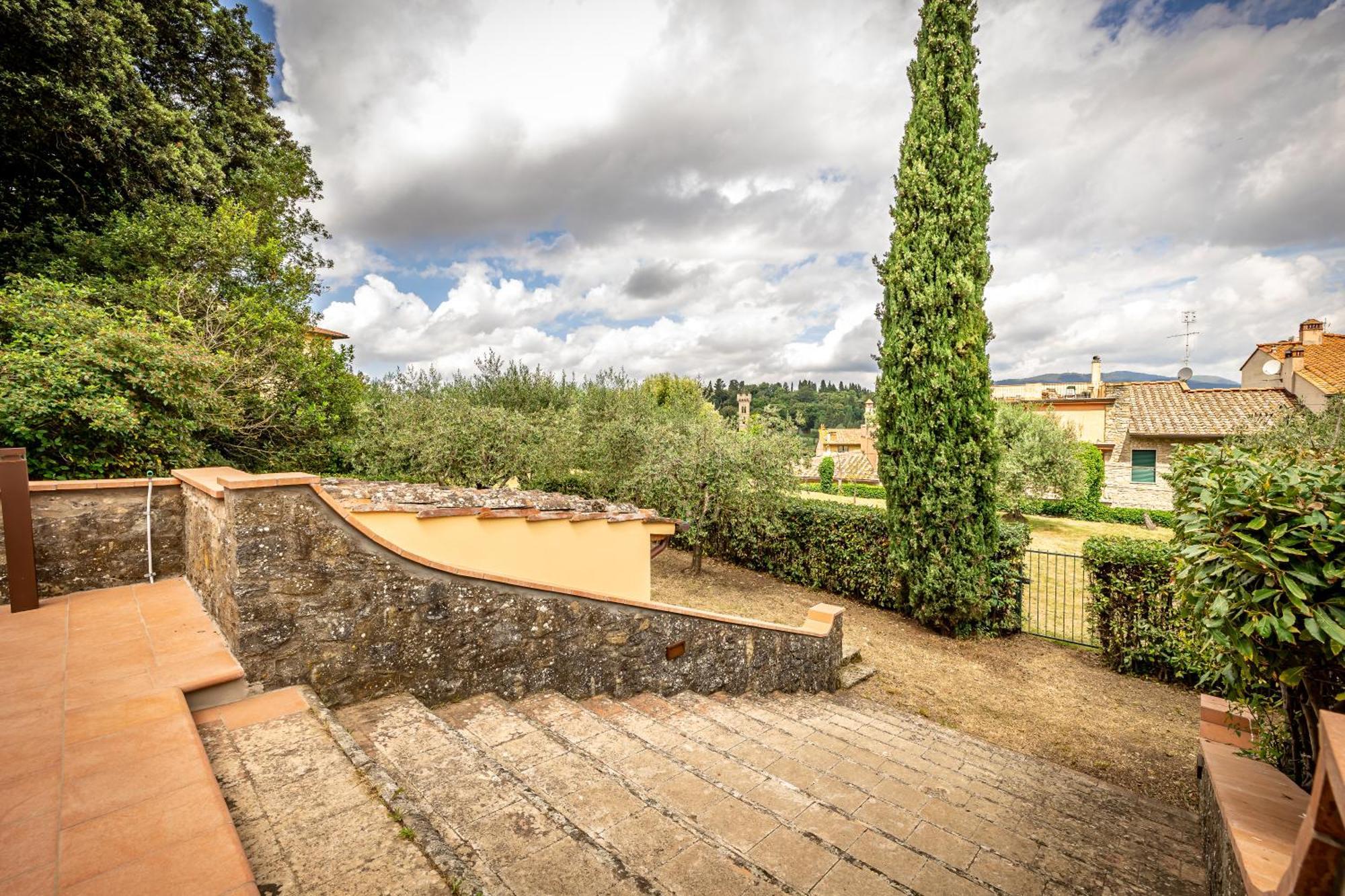 Yid Cozy House In Fiesole With Jacuzzi Apartment Bagian luar foto